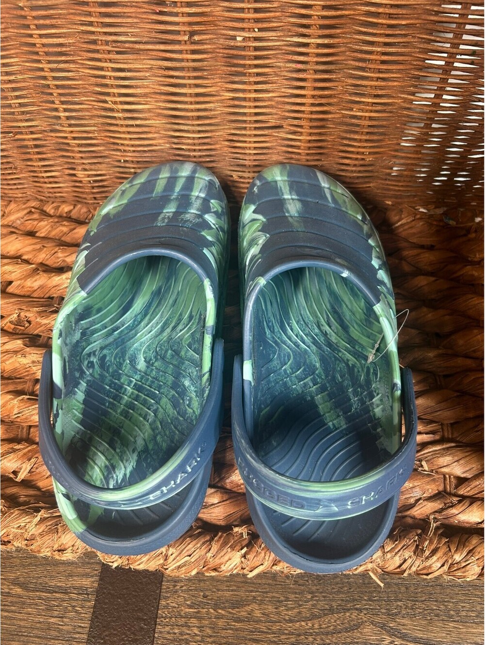 Blue green marbled clogs - Picture 6 of 6